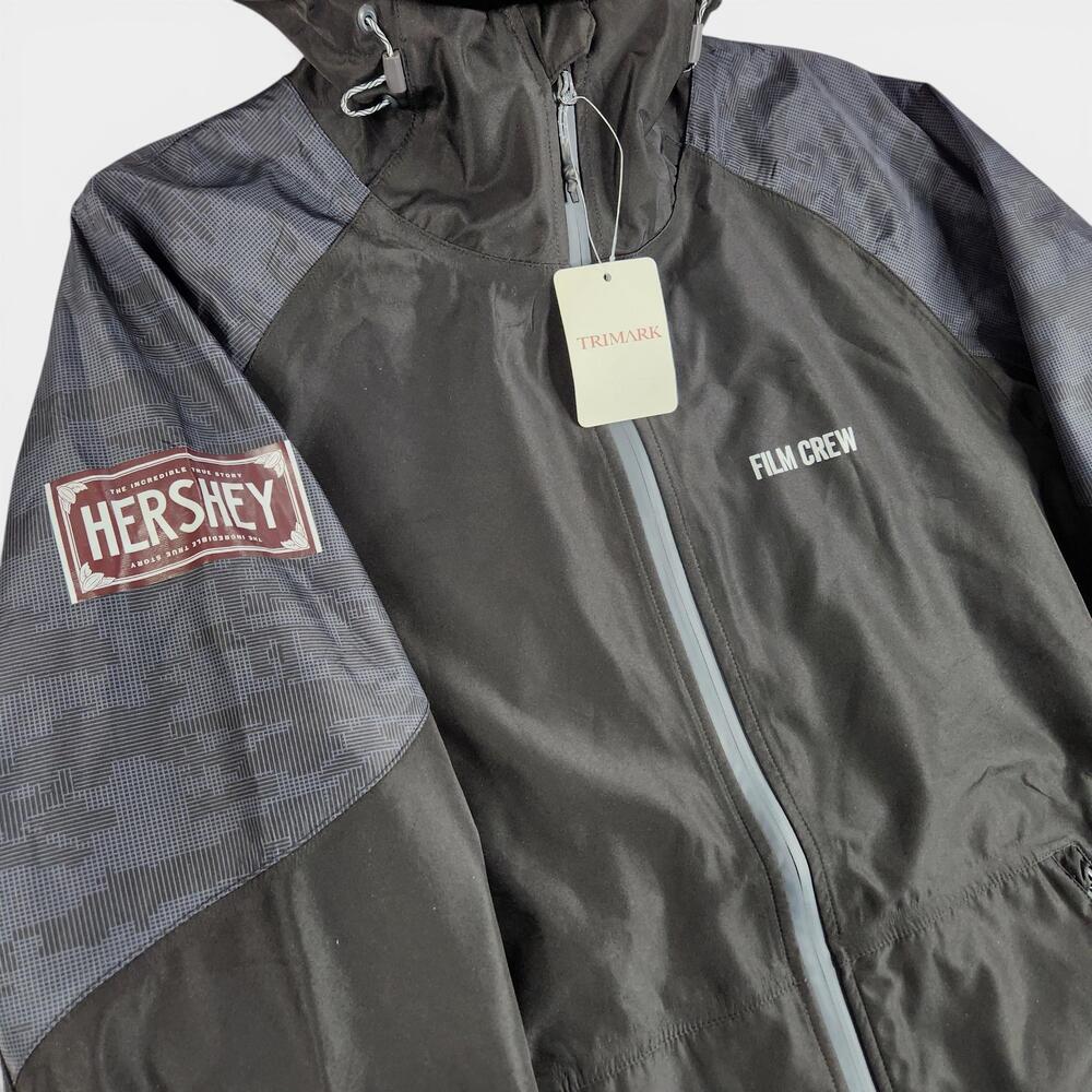 Hershey Movie Film Crew Jacket Mens Medium Black Trimark Waterproof Full Zip